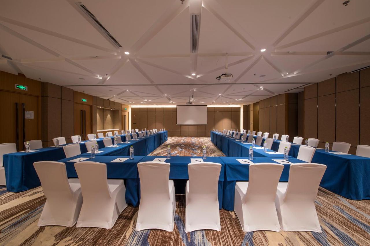 Holiday Inn Express Qingdao Chengyang Central By Ihg Eksteriør bilde