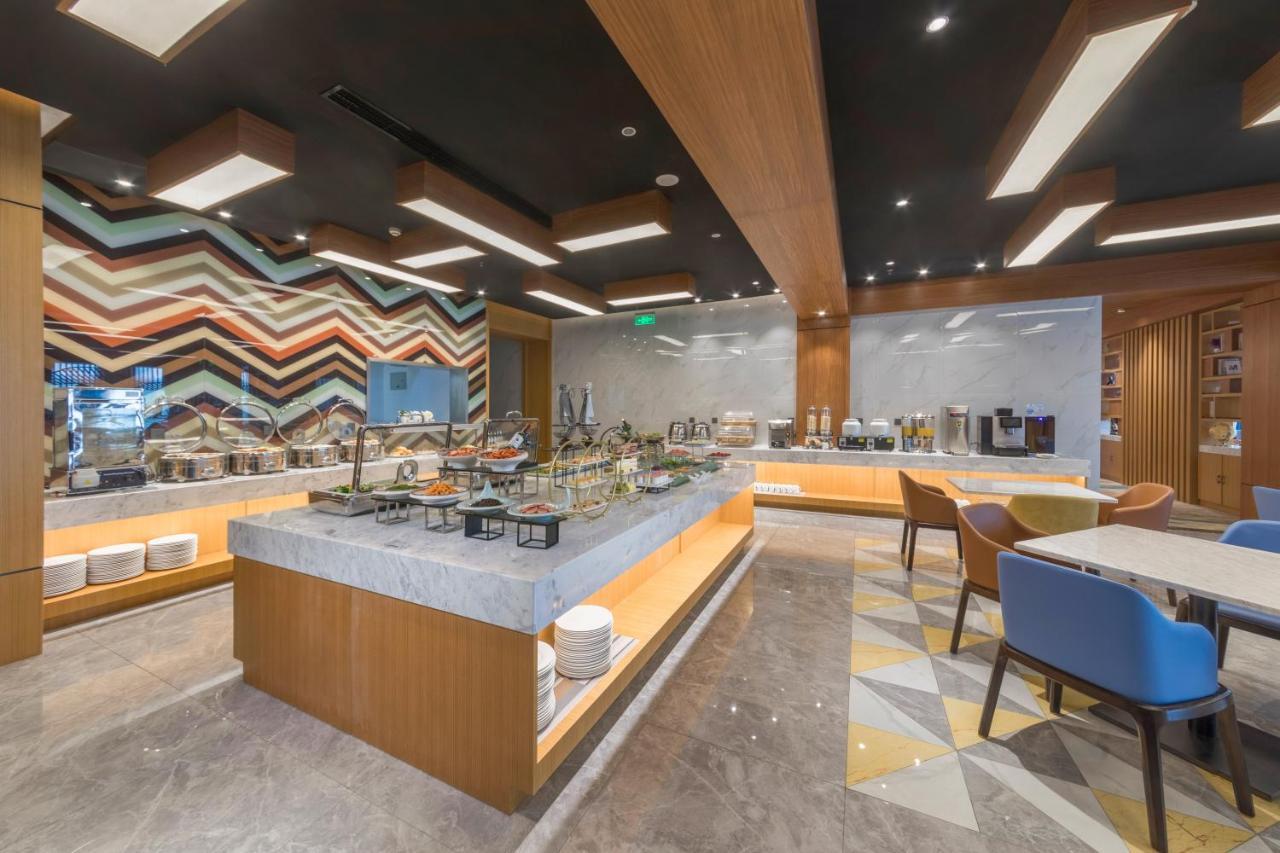 Holiday Inn Express Qingdao Chengyang Central By Ihg Eksteriør bilde