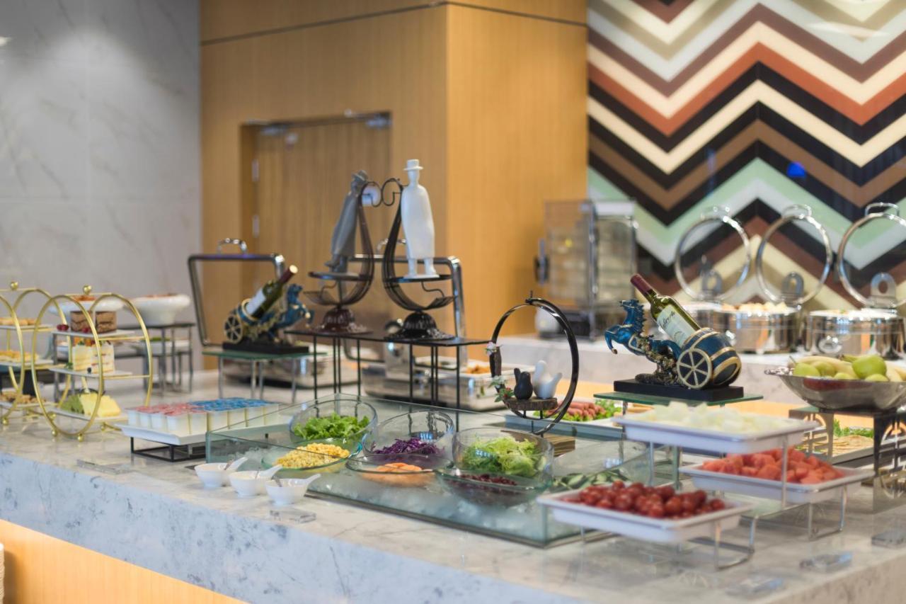 Holiday Inn Express Qingdao Chengyang Central By Ihg Eksteriør bilde