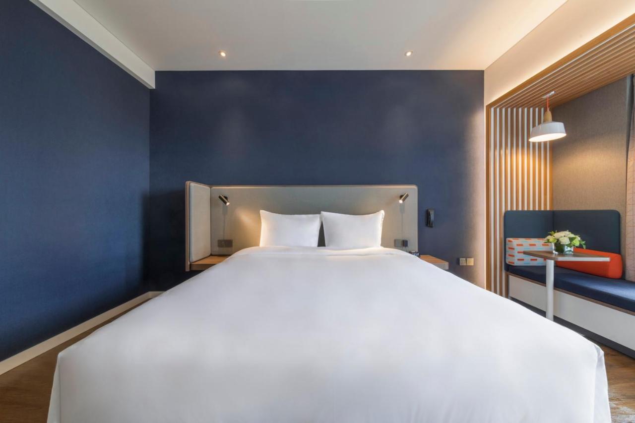 Holiday Inn Express Qingdao Chengyang Central By Ihg Eksteriør bilde