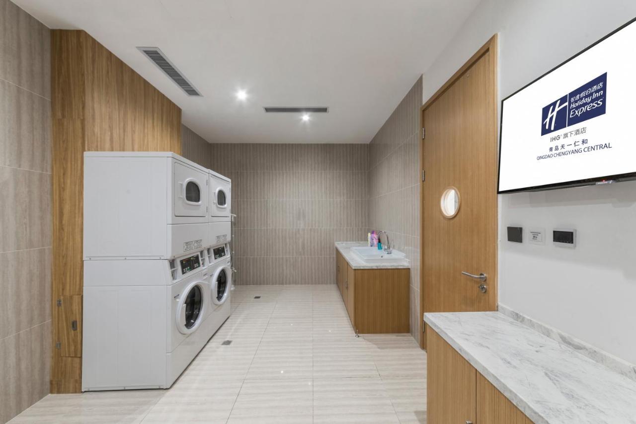 Holiday Inn Express Qingdao Chengyang Central By Ihg Eksteriør bilde