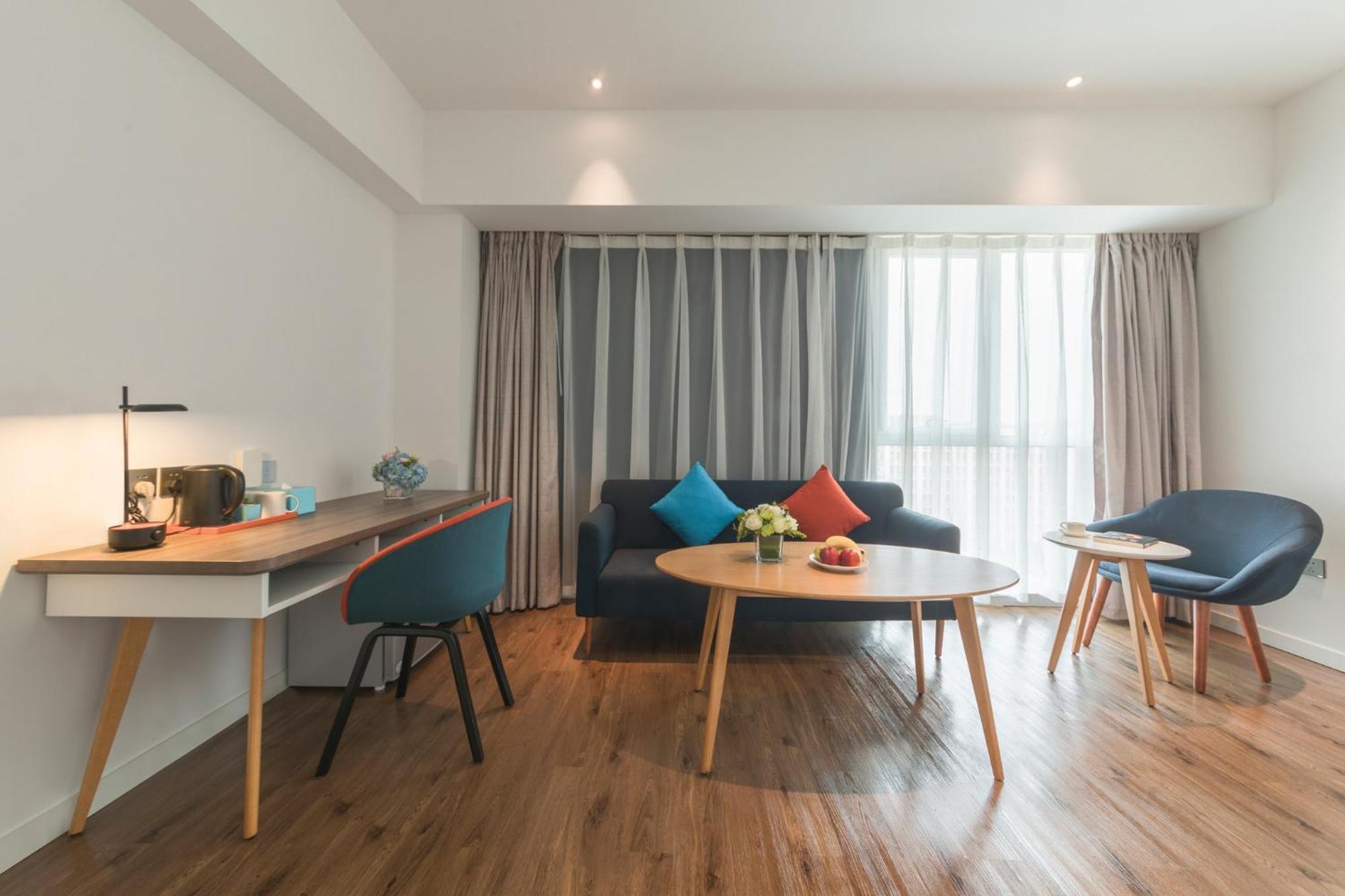 Holiday Inn Express Qingdao Chengyang Central By Ihg Eksteriør bilde